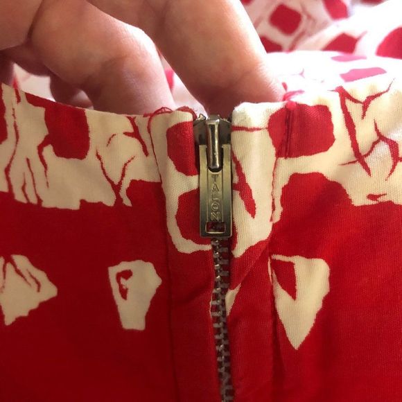 Vintage 50s Kamehameha Hawaii Tropical Red White Fit and Flare Print Sundress - Picture 12 of 12